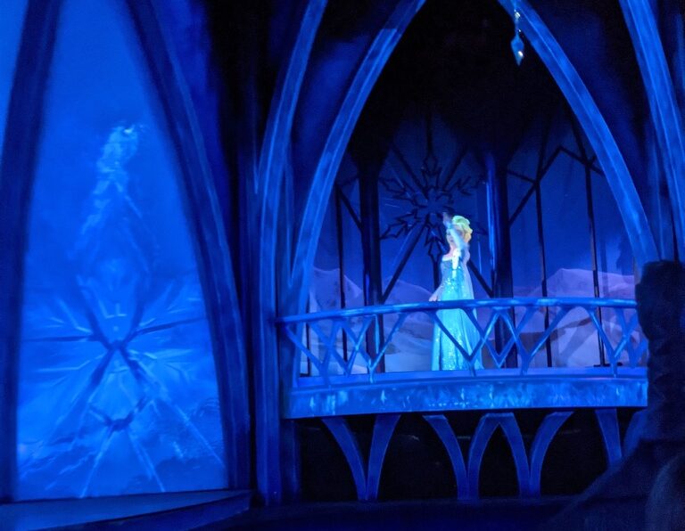 Frozen Ever After rouvre avec de nouveaux visages pour Anna, Elsa et Kristoff